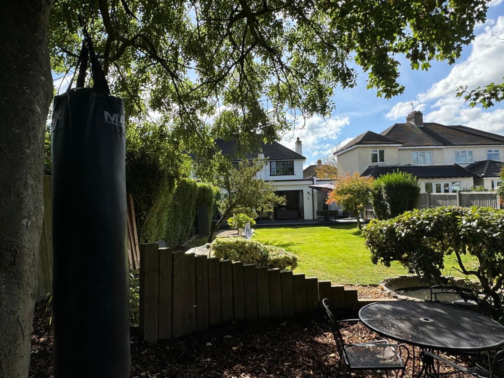 Zarza House Fabulous Art Deco Home 4 Double Bedrooms Large Garden Free Parking & Wifi Hatfield  Exteriör bild