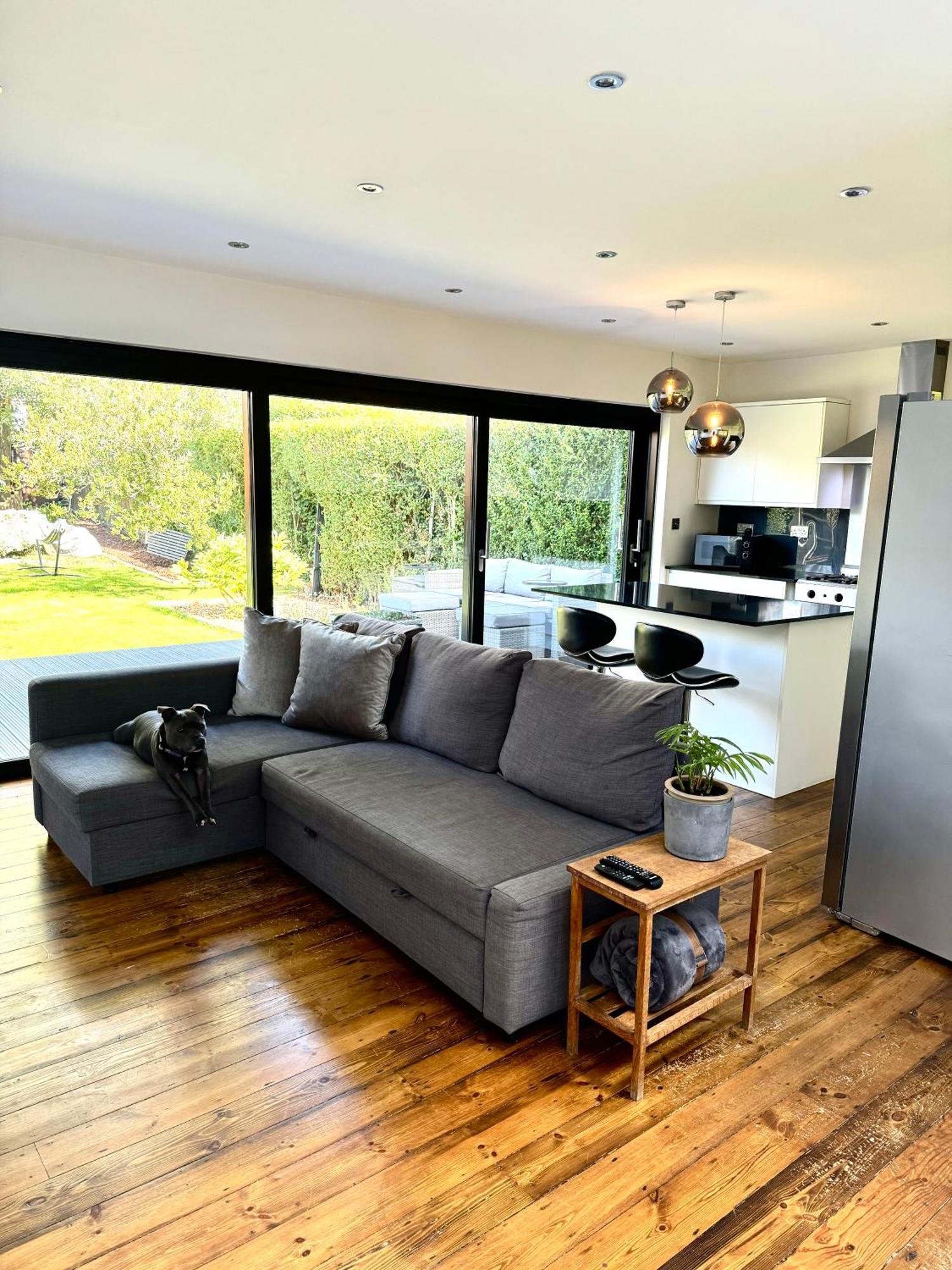 Zarza House Fabulous Art Deco Home 4 Double Bedrooms Large Garden Free Parking & Wifi Hatfield  Exteriör bild